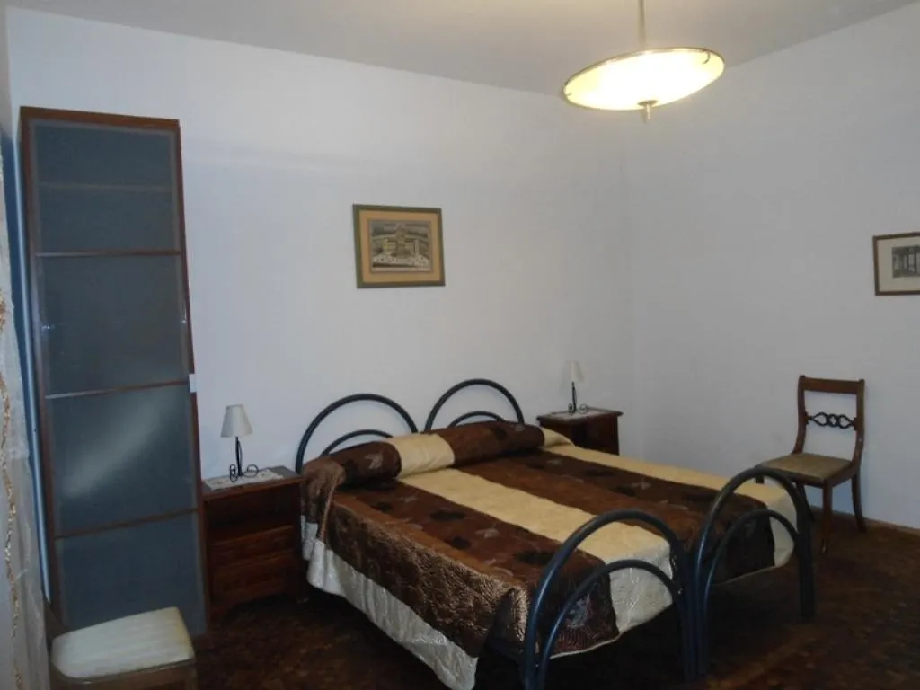 פירנצה Guesthouse Sayuri בית הארחה