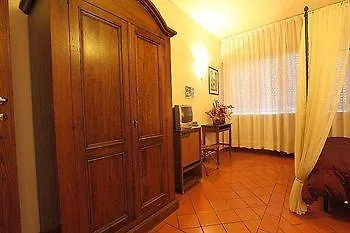 *** בית הארחה פירנצה Guesthouse Sayuri איטליה