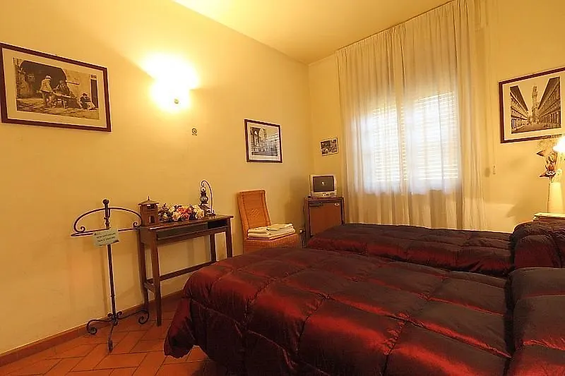 פירנצה Guesthouse Sayuri 3*,  איטליה